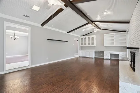 $329,900 | 6408 Welch Avenue, Fort Worth, TX 76133