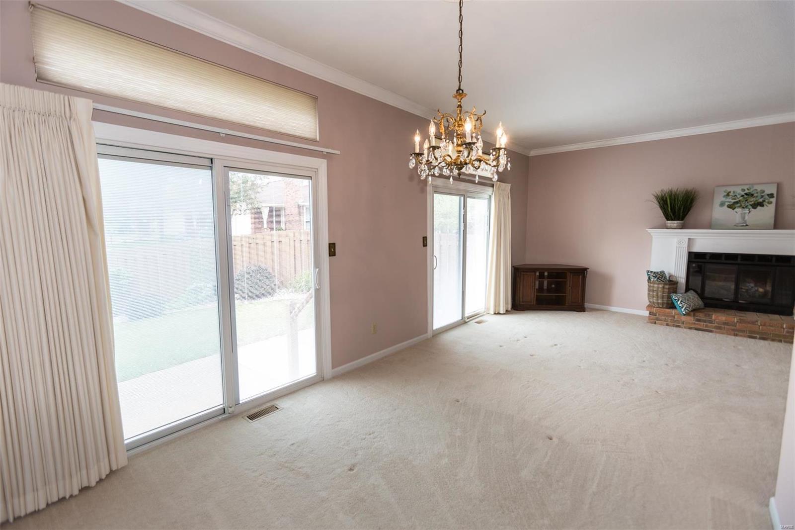 702 Sandy Summit Drive Ballwin, MO 63021 - Photo 11 of 32 Gallery Image 11
