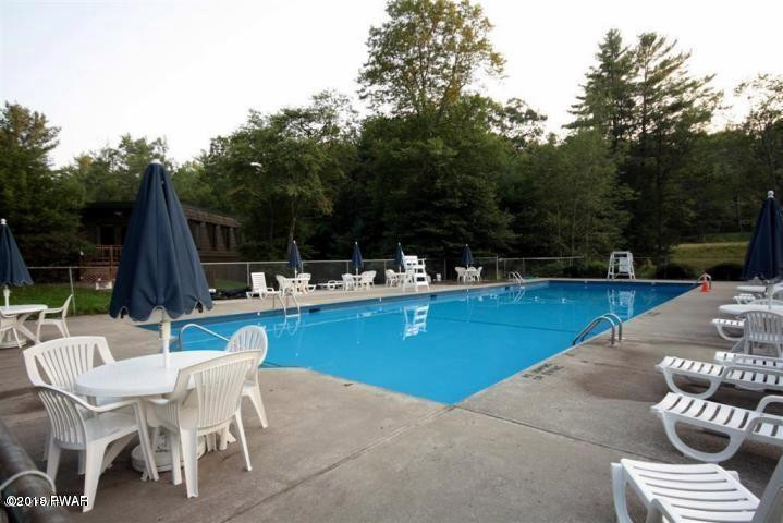 742 R Tink Wig Drive Hawley, PA 18428 - Photo 11 of 13