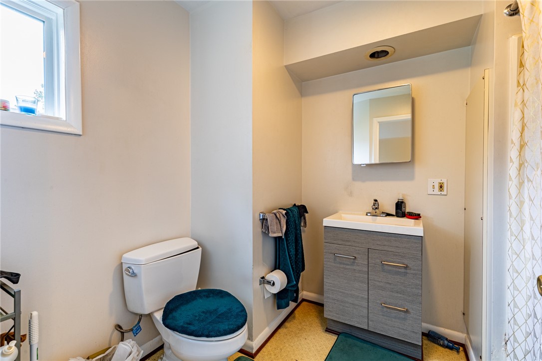 86 Grand Avenue Rochester, NY 14609 - Photo 14 of 37