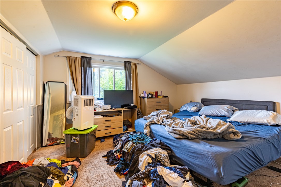 86 Grand Avenue Rochester, NY 14609 - Photo 15 of 37