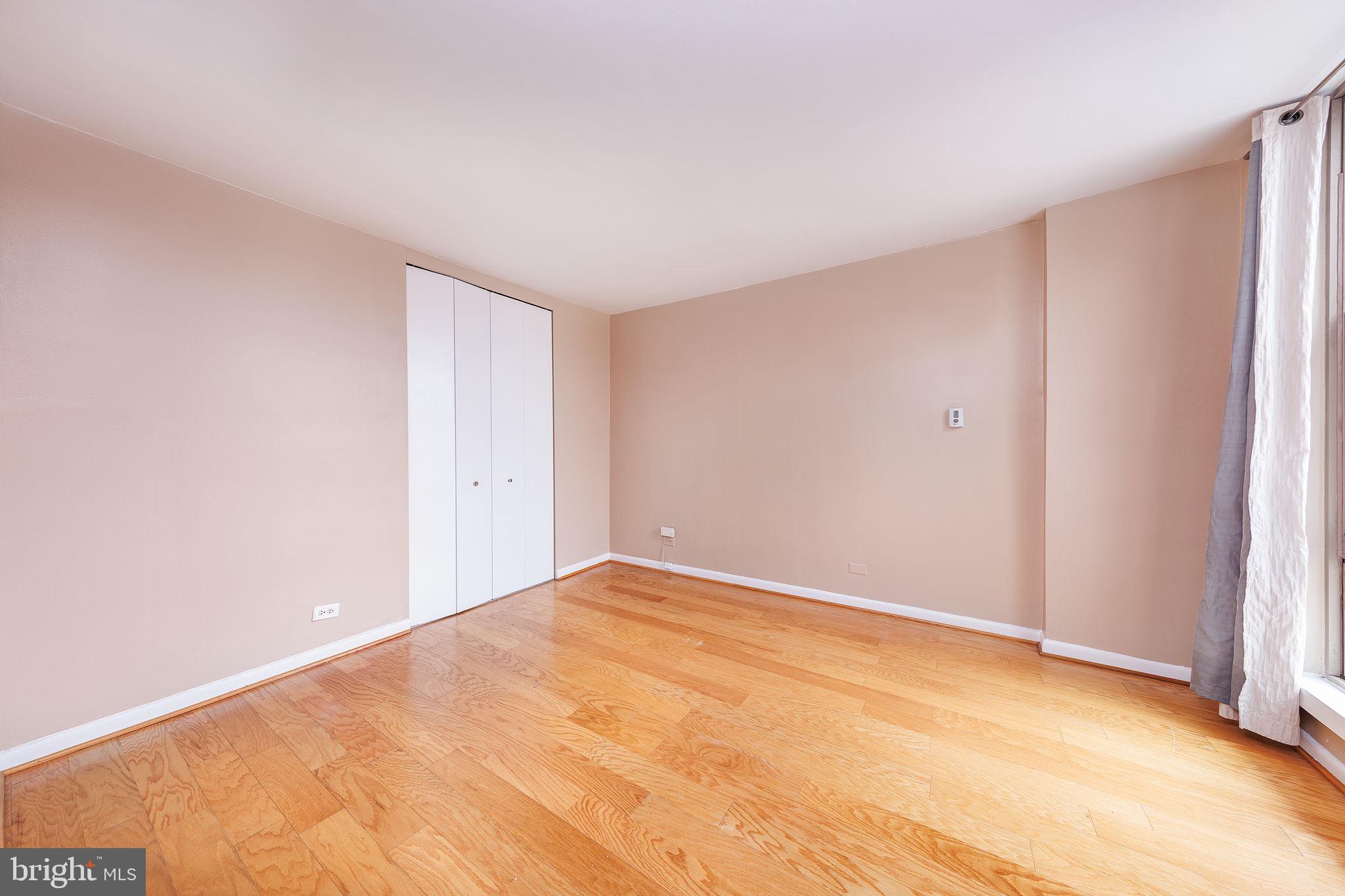 1260 21st Street Northwest, Unit 1004 Washington, DC 20036 - Photo 14 of 27 a view of an empty room