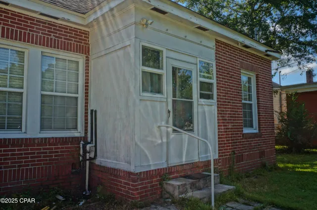 $209,000 | 2935 Russ Street, Marianna, FL 32446