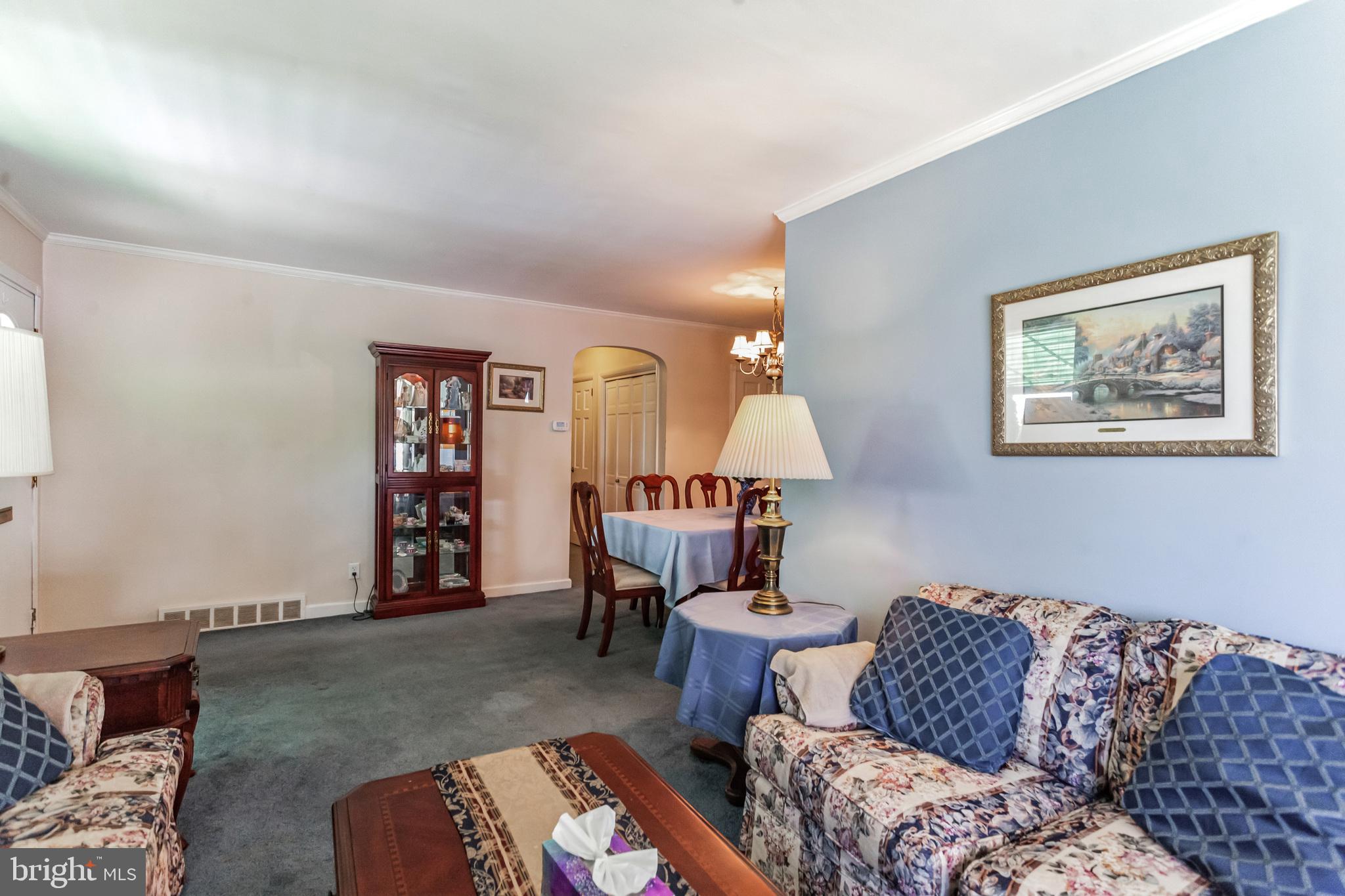 8159 Lister Street Philadelphia, PA 19152 - Photo 4 of 30 Gallery Image 4