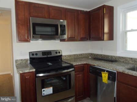 4122 Goldmine Road Goldvein, VA 22720 - Photo 2 of 23 Kitchen