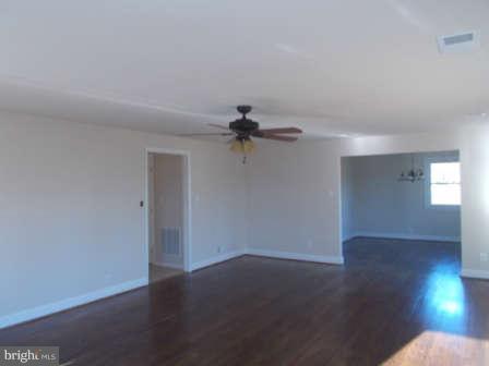4122 Goldmine Road Goldvein, VA 22720 - Photo 8 of 23 Living Room