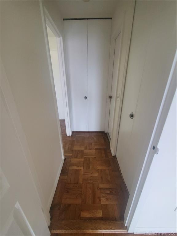 99 Prospect Street, Unit 6I Stamford, CT 06901 - Photo 8 of 11 a view of a hallway