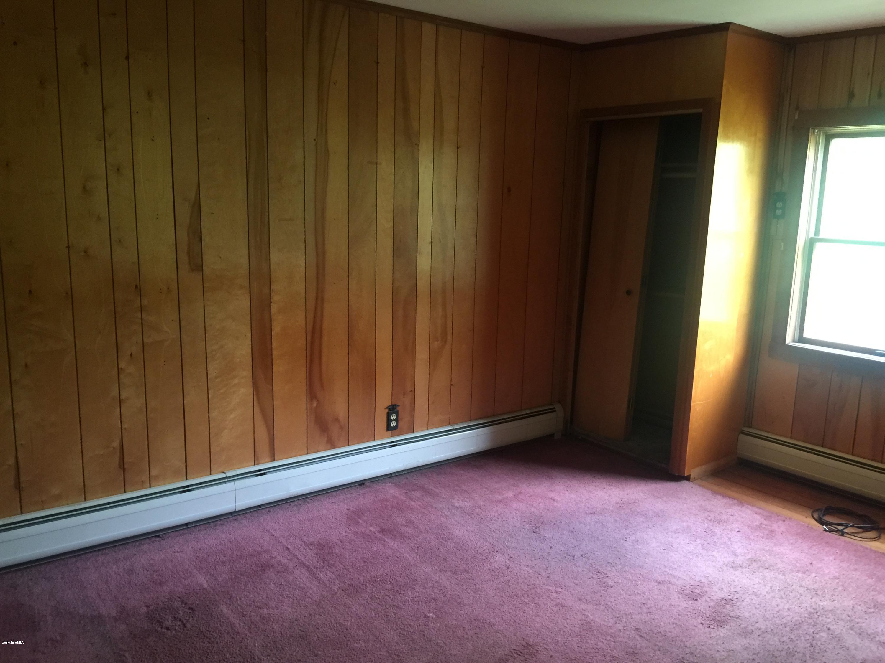 386 South Washington State Road Washington, MA 01223 - Photo 10 of 15 an empty room with windows