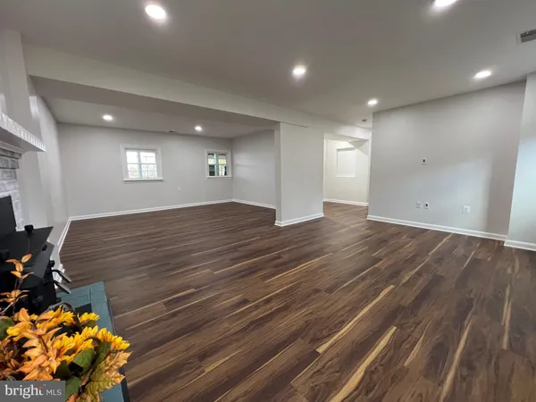 $3,800 | 9753 Moor Green Drive, Manassas, VA 20112