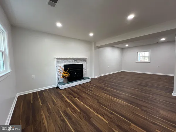 $3,800 | 9753 Moor Green Drive, Manassas, VA 20112