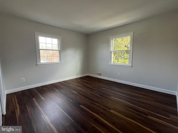 $3,800 | 9753 Moor Green Drive, Manassas, VA 20112