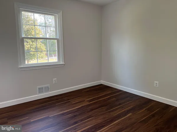 $3,800 | 9753 Moor Green Drive, Manassas, VA 20112