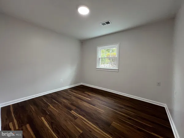 $3,800 | 9753 Moor Green Drive, Manassas, VA 20112