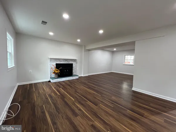 $3,800 | 9753 Moor Green Drive, Manassas, VA 20112