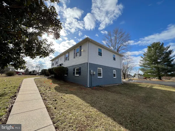$3,800 | 9753 Moor Green Drive, Manassas, VA 20112
