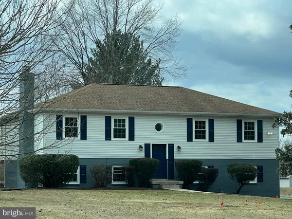 $3,800 | 9753 Moor Green Drive, Manassas, VA 20112