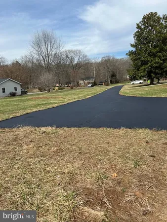 $3,800 | 9753 Moor Green Drive, Manassas, VA 20112