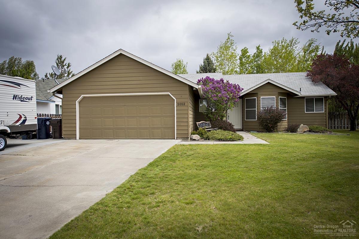 2052 Southwest 29th Street Redmond, OR 97756 - Photo 1 of 25 Primary Photo