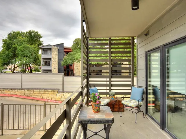 $2,695 | 3600 South Lamar Boulevard, Unit 100, Austin, TX 78704