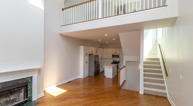 $4,850 | 2639 North Wayne Avenue, Unit 3, Chicago, IL 60614