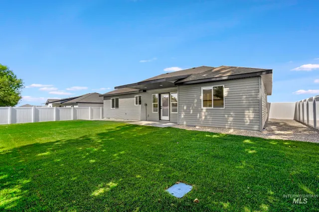 $369,900 | 909 East 23rd Avenue, Jerome, ID 83338