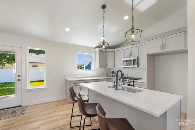 $369,900 | 909 East 23rd Avenue, Jerome, ID 83338