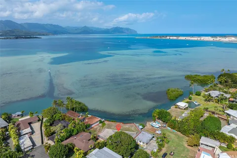 $1,700,000 | 44-646 Kaneohe Bay Drive, Kaneohe, HI 96744