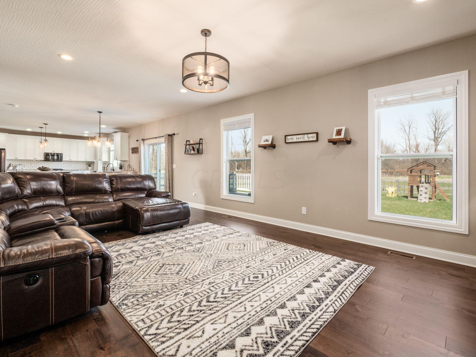 5408 Refugee Road Baltimore, OH 43105 - Photo 29 of 58 Hardwood Flooring
