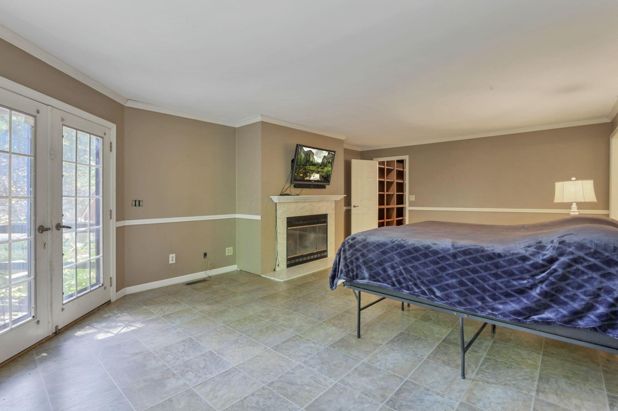 7255 Ridge Road Zanesville, OH 43701 - Photo 52 of 91 Owner's Suite