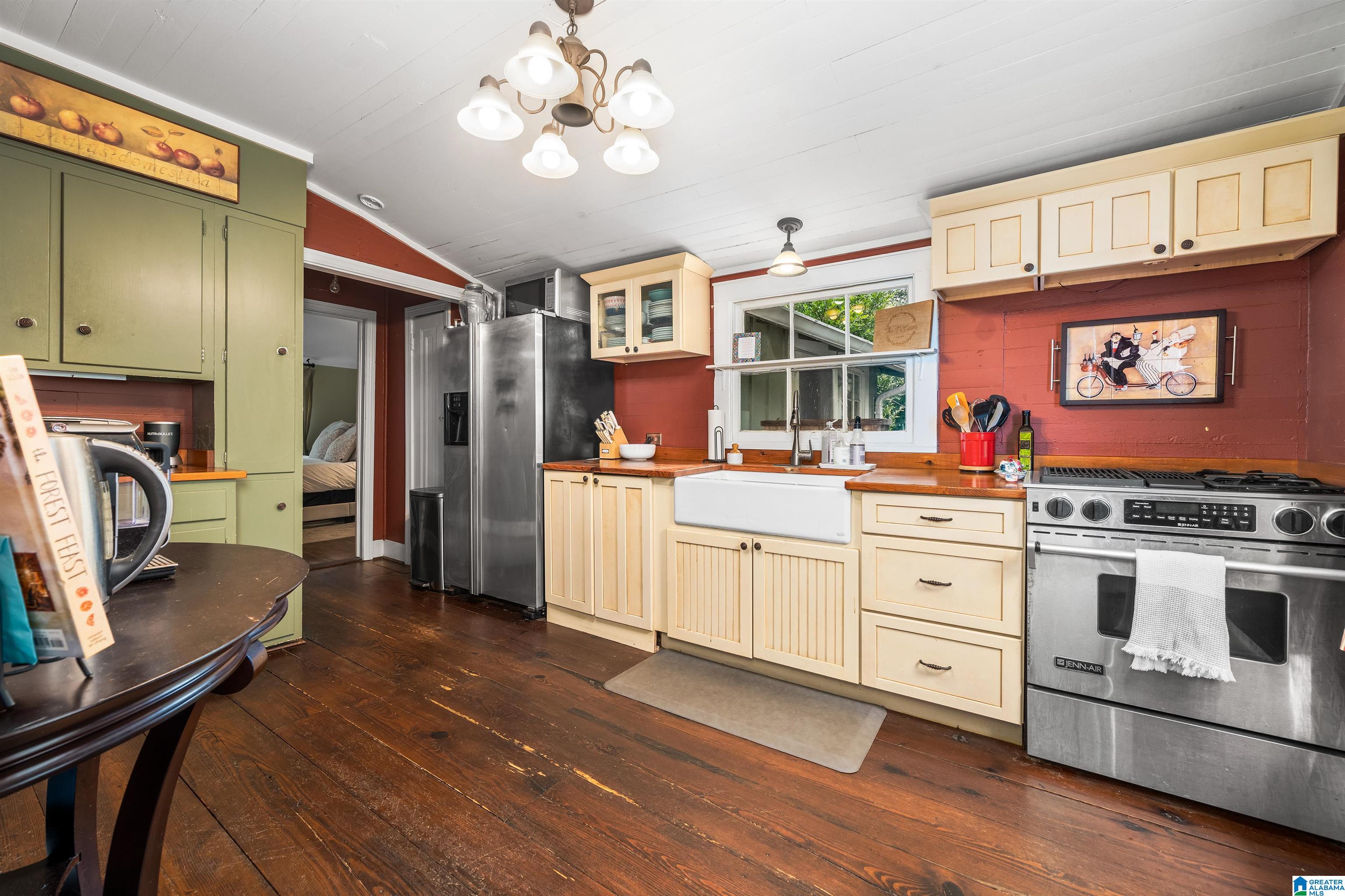 1089 Shades Crest Road Birmingham, AL 35226 - Photo 15 of 45