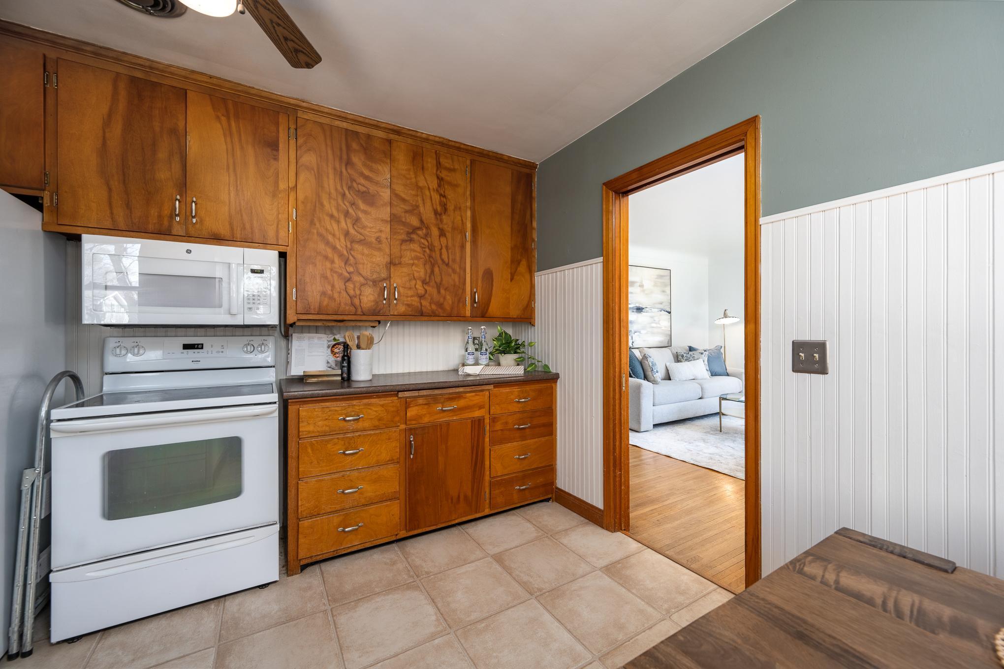 208 11th Street Hudson, WI 54016 - Photo 15 of 36
