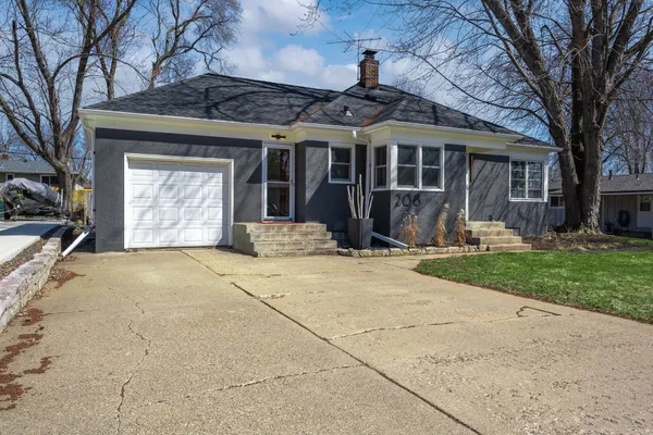 $359,000 | 208 11th Street, Hudson, WI 54016