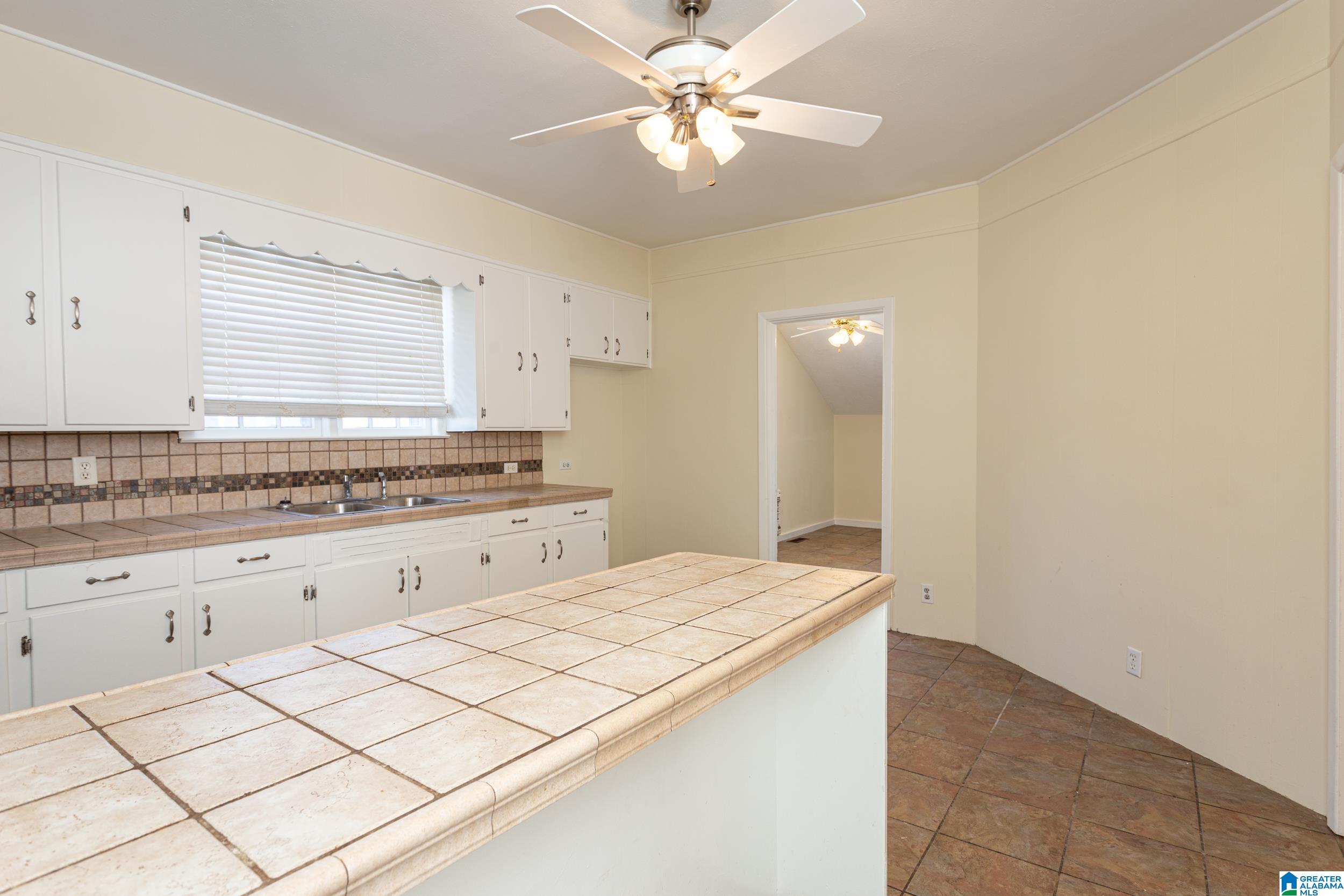 308 Alvin Street Talladega, AL 35160 - Photo 17 of 33