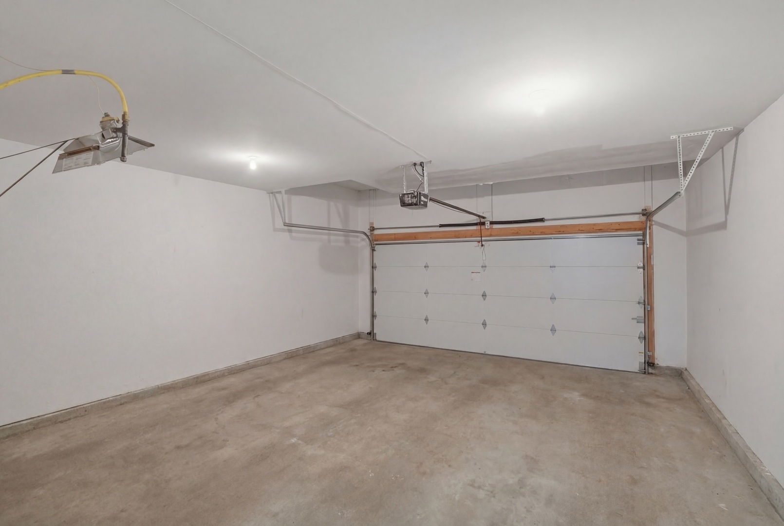 1063 Inverness Drive Antioch, IL 60002 - Photo 31 of 42