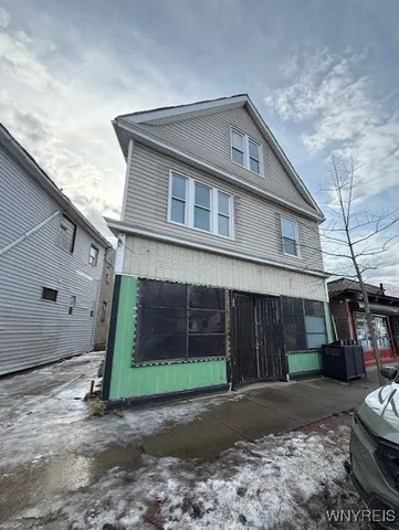 $2,700 | 2255 Genesee Street, Buffalo, NY 14211