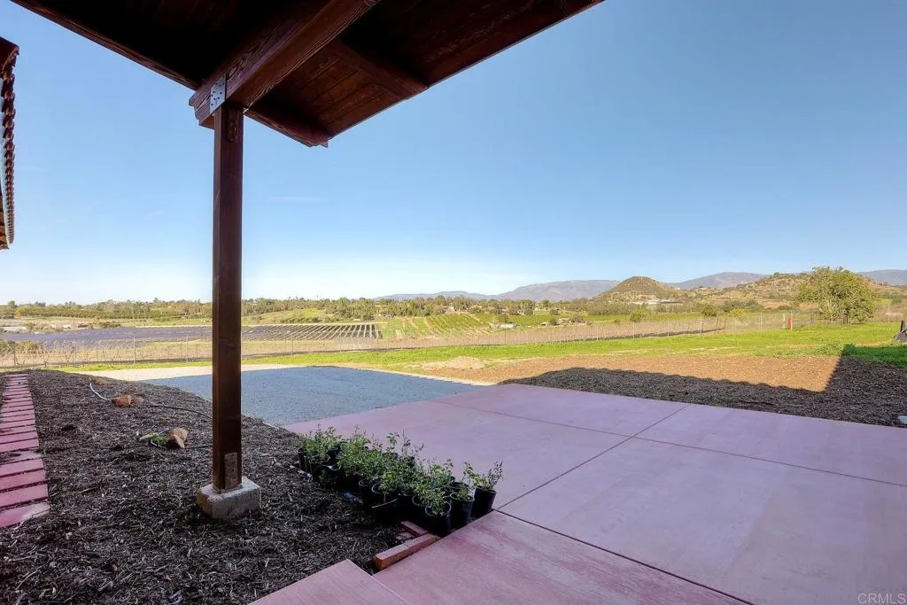 29433 Cole Grade Road Valley Center, CA 92082 - Photo 34 of 57
