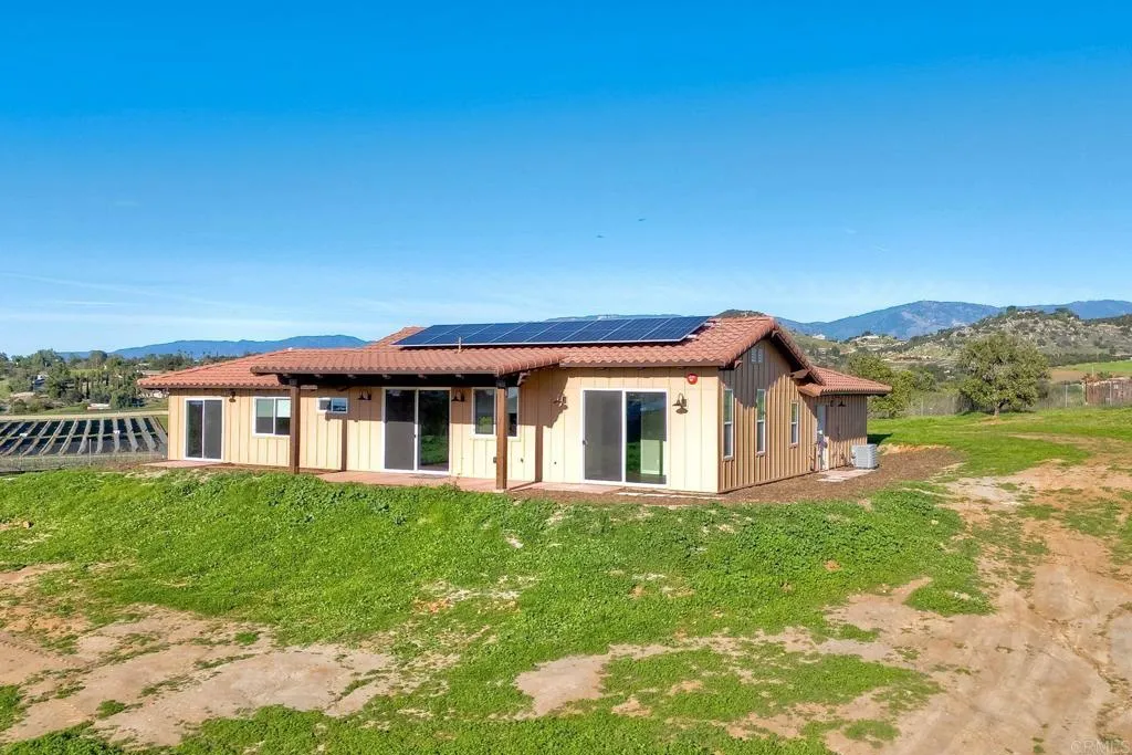 29433 Cole Grade Road Valley Center, CA 92082 - Photo 38 of 57