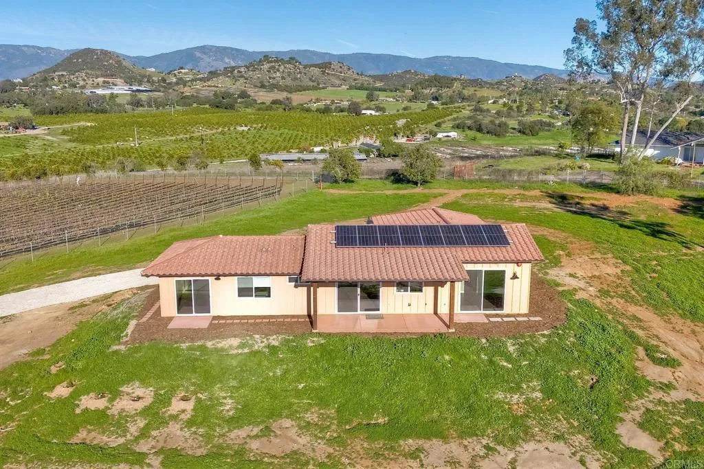 29433 Cole Grade Road Valley Center, CA 92082 - Photo 43 of 57