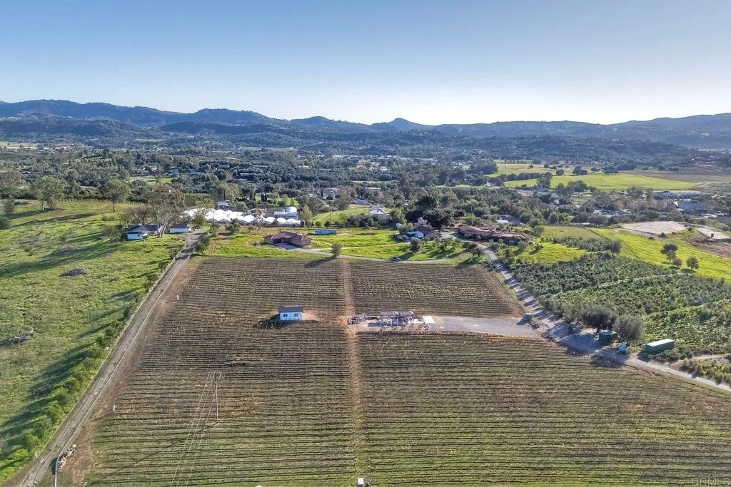 29433 Cole Grade Road Valley Center, CA 92082 - Photo 53 of 57