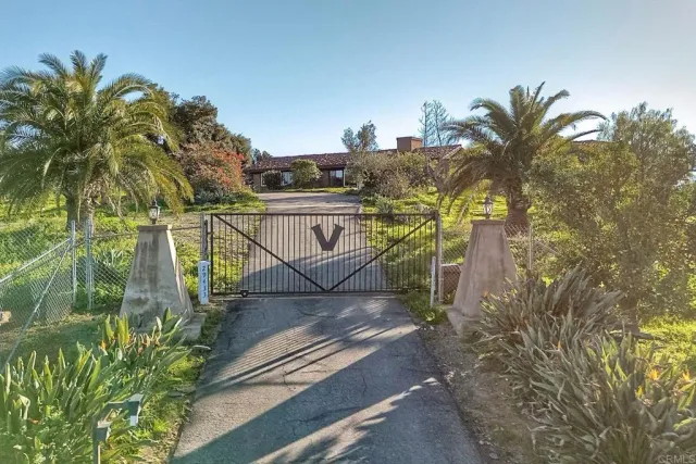 $3,900 | 29433 Cole Grade Road, Valley Center, CA 92082