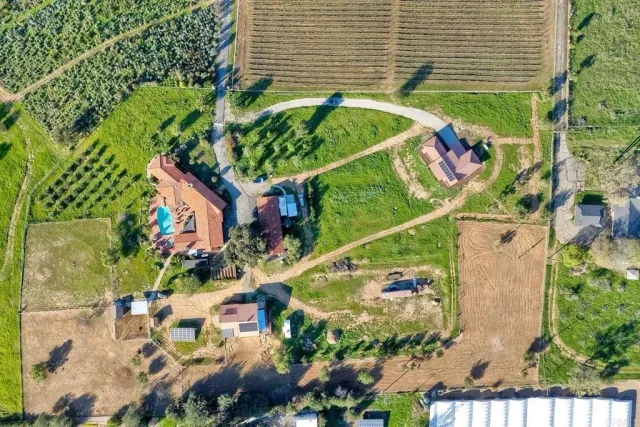 $3,900 | 29433 Cole Grade Road, Valley Center, CA 92082
