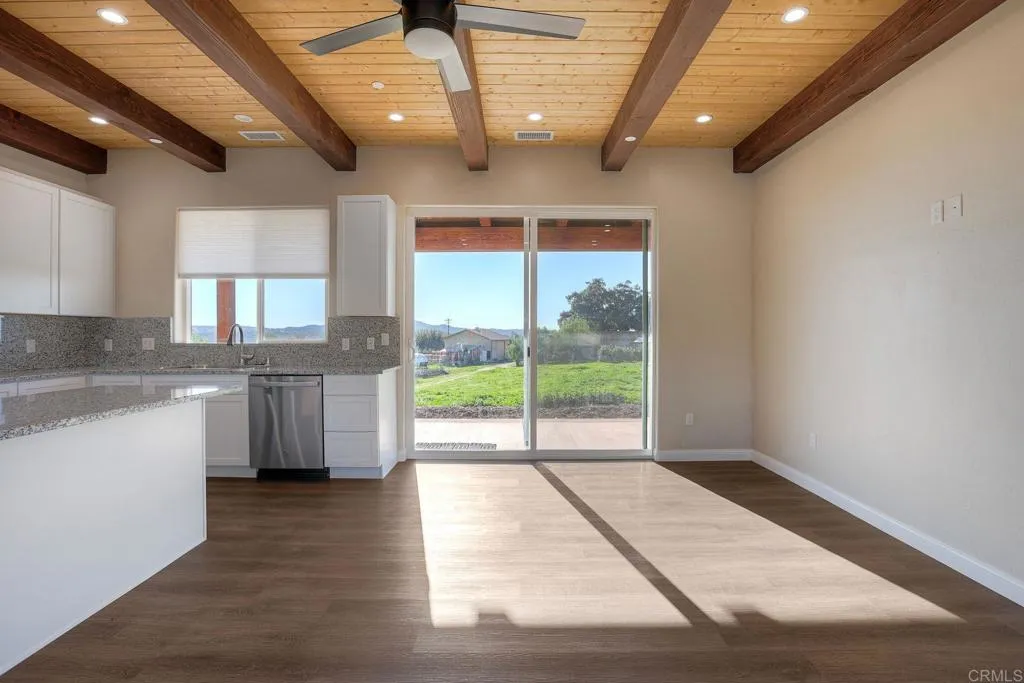 29433 Cole Grade Road Valley Center, CA 92082 - Photo 6 of 57