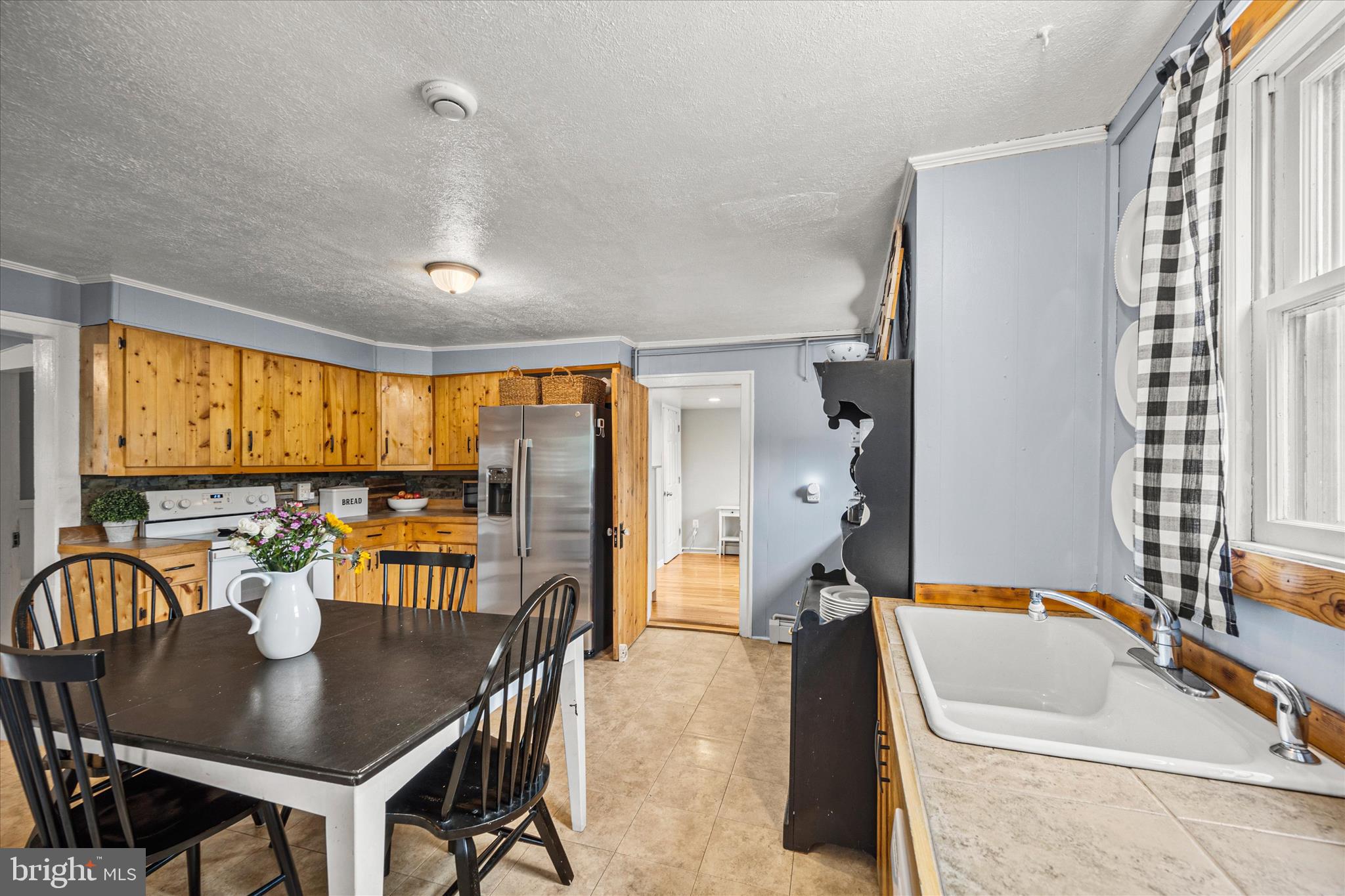 2900 Gillis Falls Road Mount Airy, MD 21771 - Photo 12 of 53 Eat-In Kitchen
