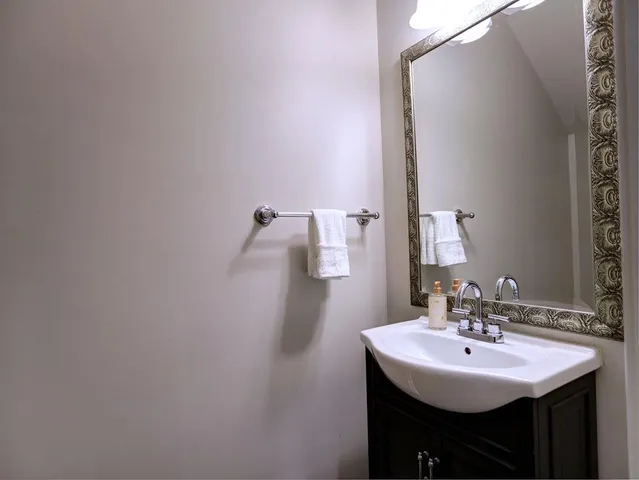 $675,000 | 1205 Village Terrace Court, Dunwoody, GA 30338