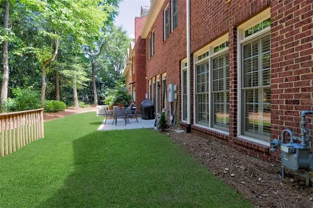 $675,000 | 1205 Village Terrace Court, Dunwoody, GA 30338