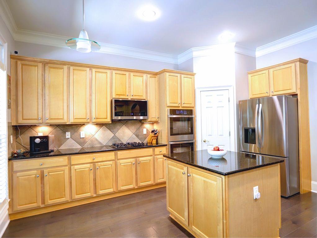 1205 Village Terrace Court Dunwoody, GA 30338 - Photo 9 of 31