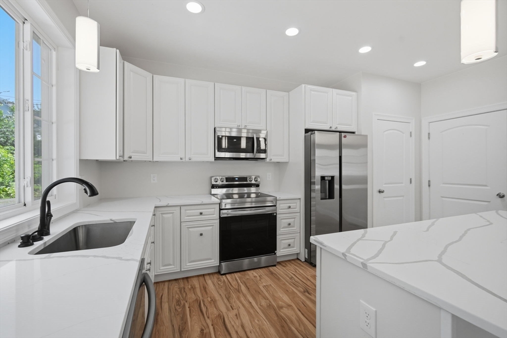 24 Medford Street Springfield, MA 01107 - Photo 10 of 32 Gallery Image 10