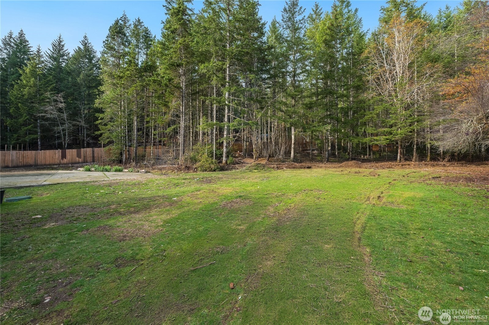 8993 Southwest Lake Flora Road Bremerton, WA 98312 - Photo 17 of 28