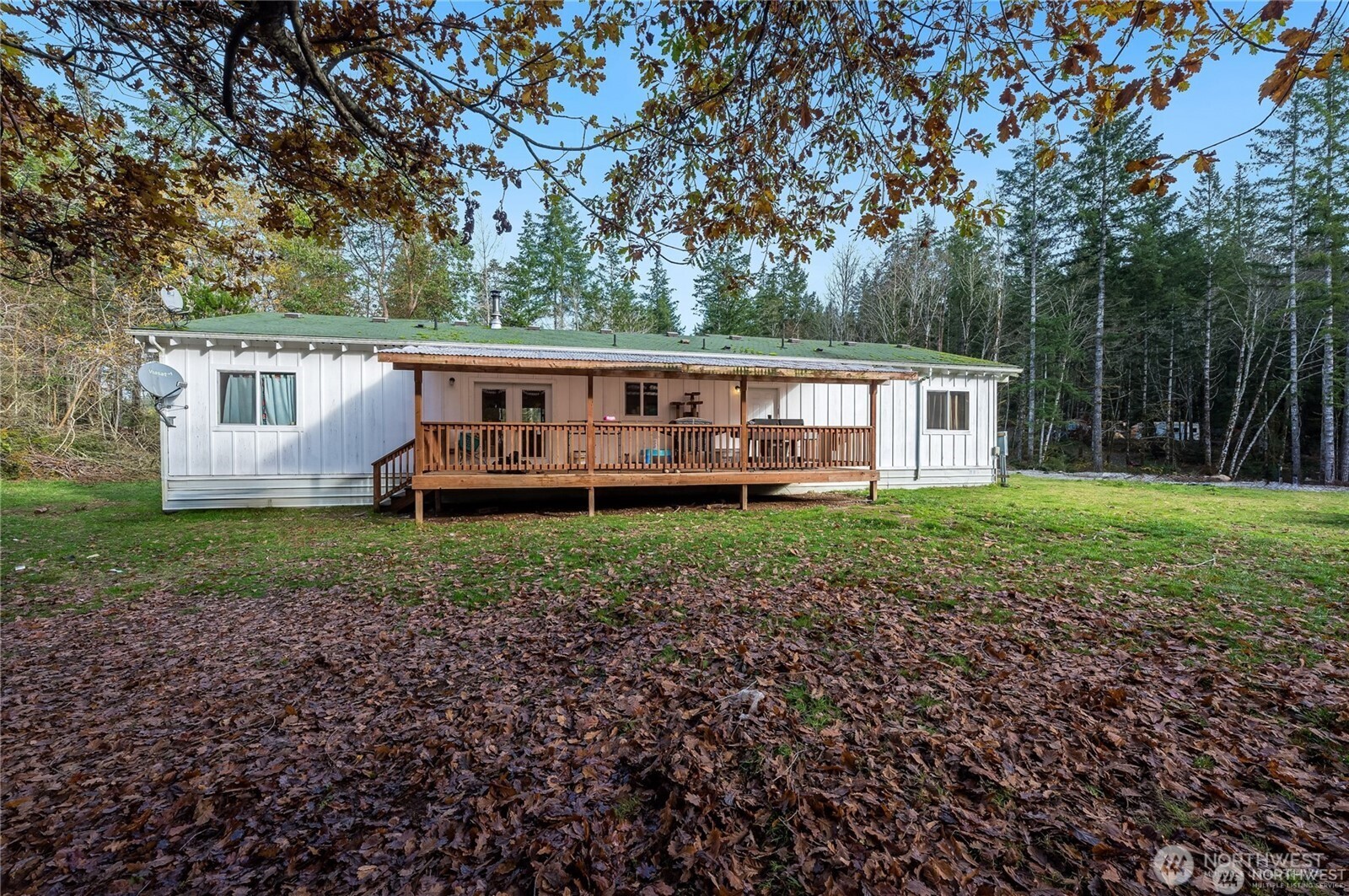 8993 Southwest Lake Flora Road Bremerton, WA 98312 - Photo 19 of 28