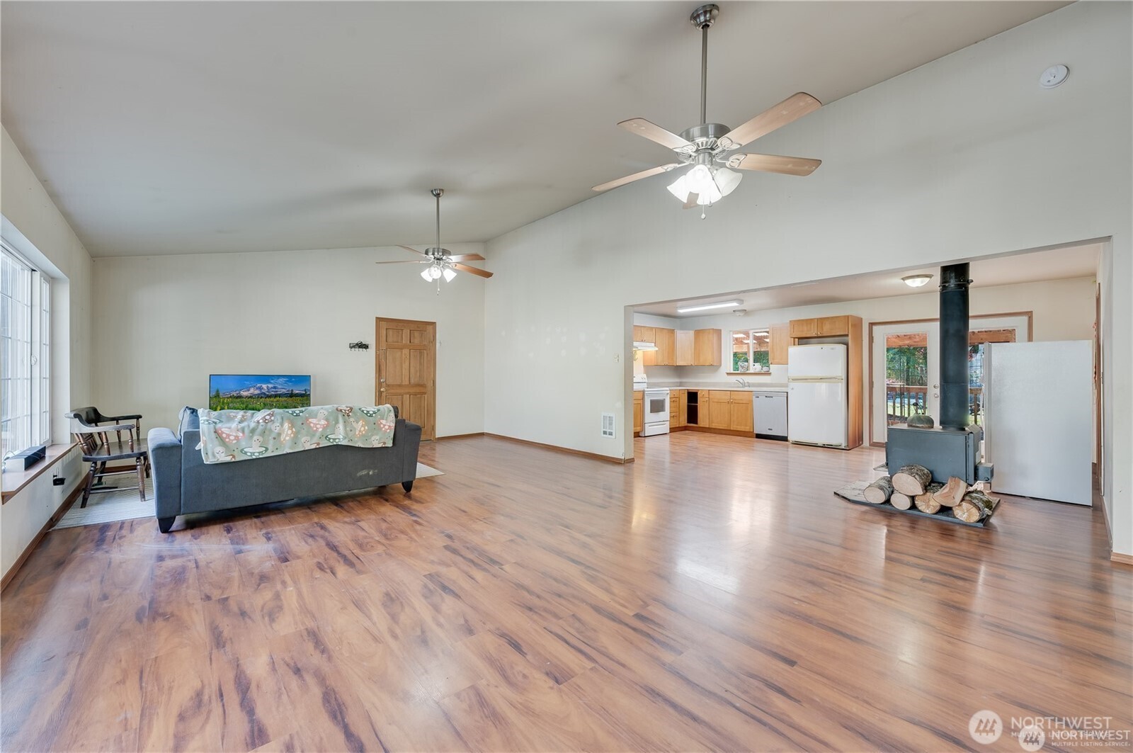8993 Southwest Lake Flora Road Bremerton, WA 98312 - Photo 22 of 28